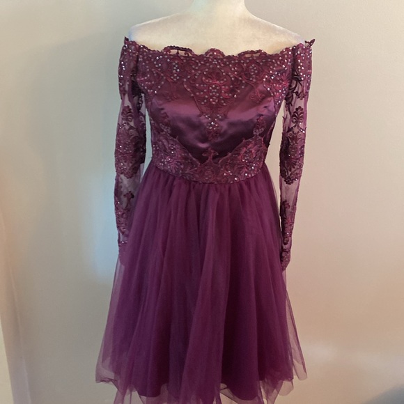 JJ House NWT special occasion dress - Picture 2 of 13